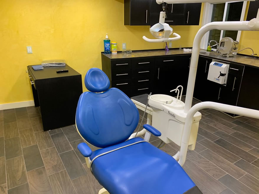 Moderna silla dental en Cambridge Dental